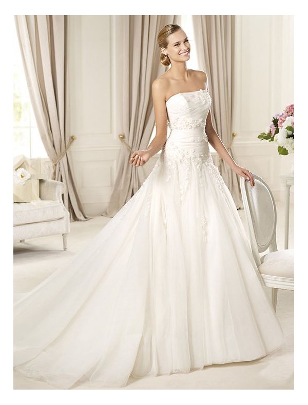 Organza Straight Strapless Neckline Ball Gown Wedding Dress 0055